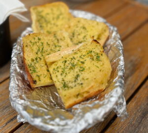 Garlic Bread served as either 4 or 8 slice